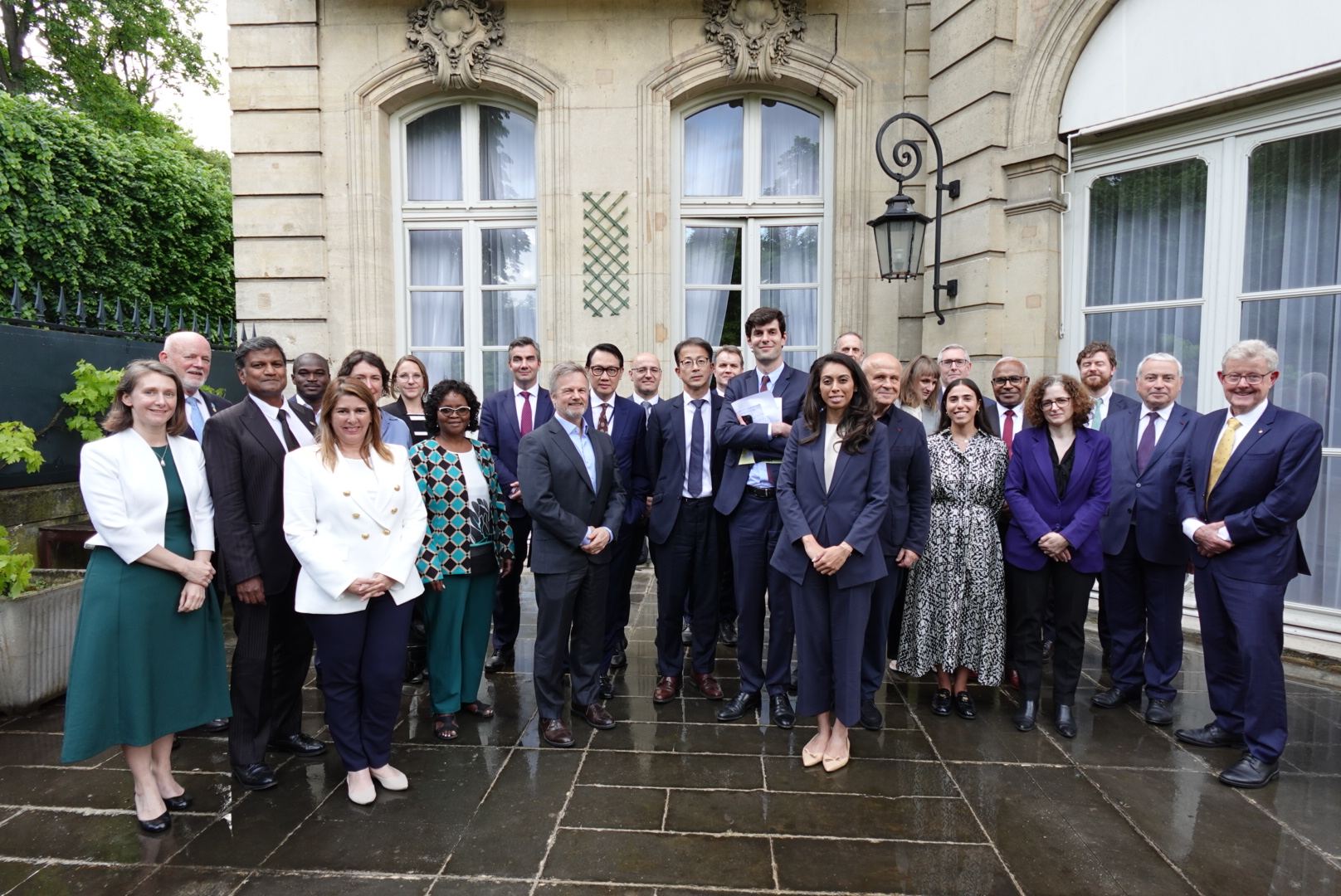 Ocean Panel representatives visit the Elysée in Paris